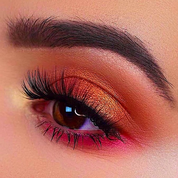 ‼️LAST ONE‼️🆕🔥URBAN DECAY: HEAT Eyeshadow Palette - Picture 5 of 7